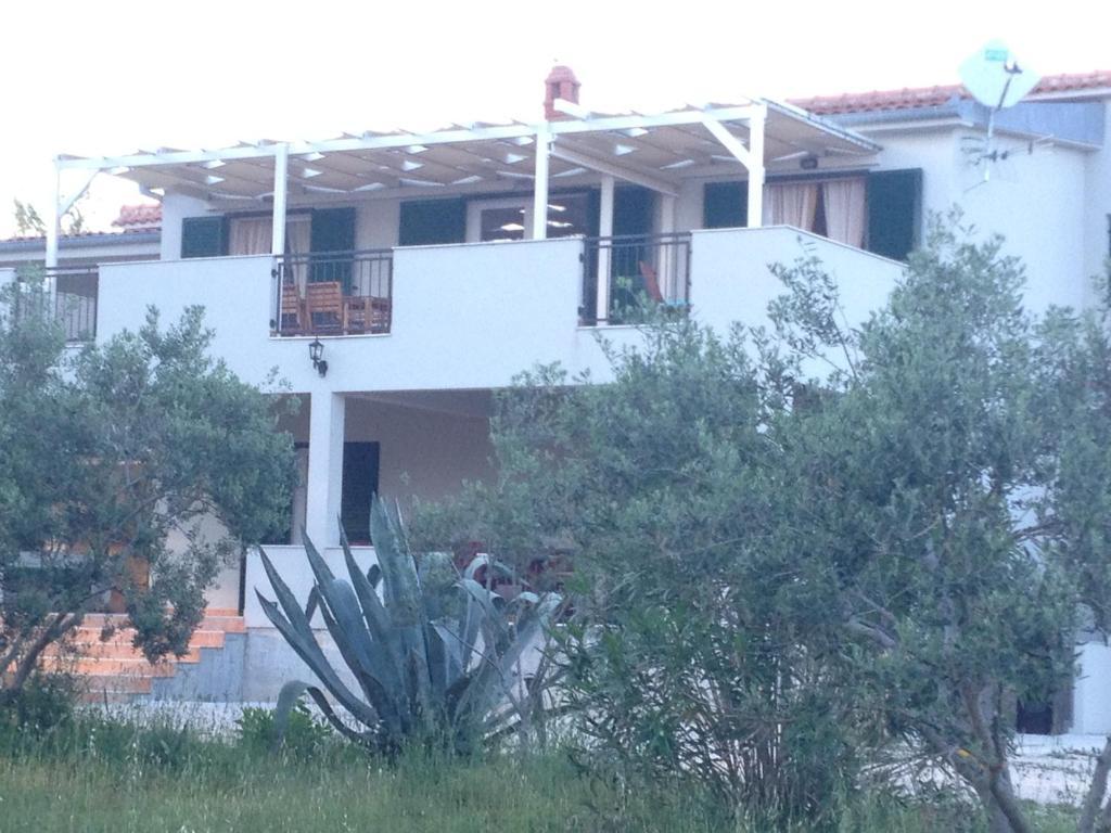L&l Apartment Vir