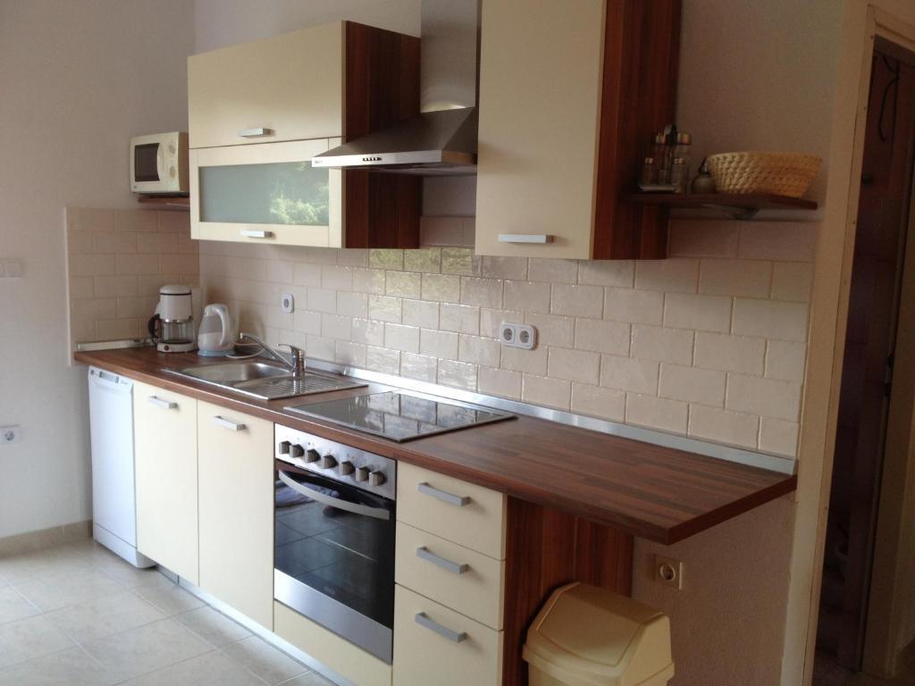 L&l Apartment *